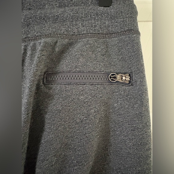 Lululemon grey sweat pant size 4 - Picture 4 of 6